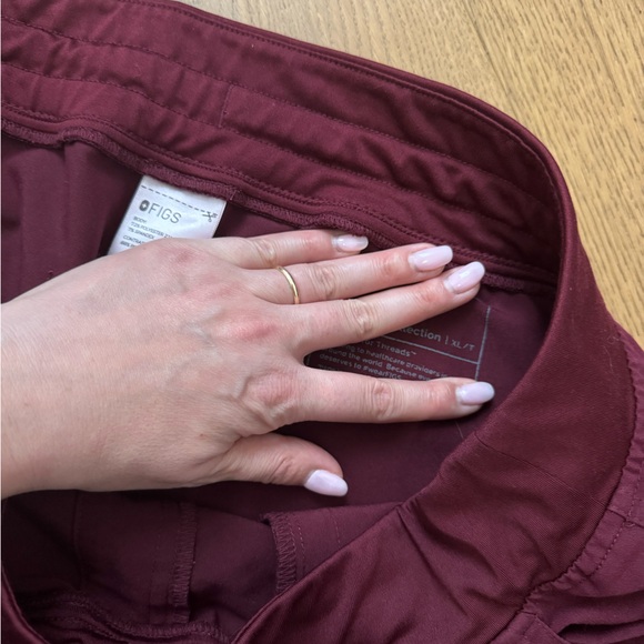 Figs Yola High Waisted Skinny Scrub Pants - Burgundy - EUC+ - Size XL Tall - Picture 6 of 7